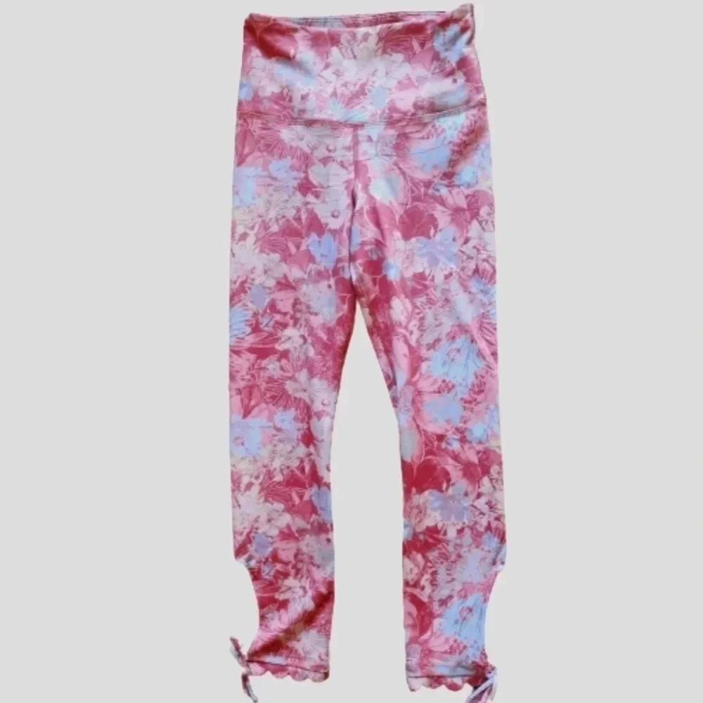 Daily Practice unique activewear pink and blue floral leggings Size XS